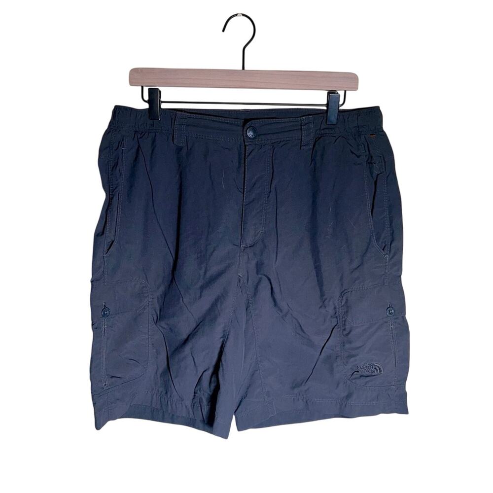THE NORTH FACE slate gray hiking cargo shorts L